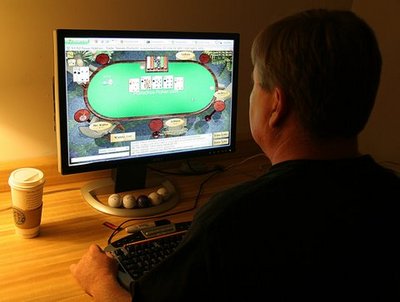 What Makes Online Gambling So Attractive?