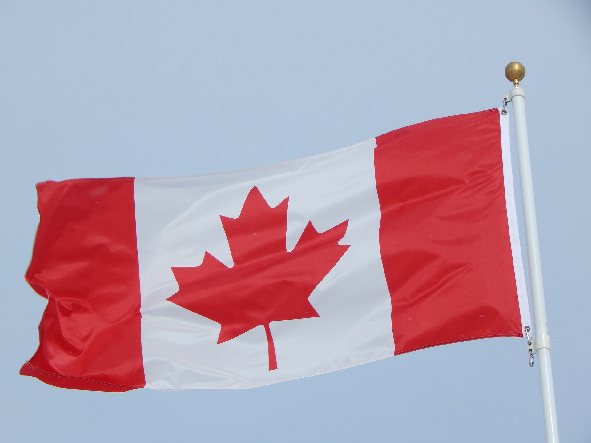 Canadian lawmakers approve single game sports betting