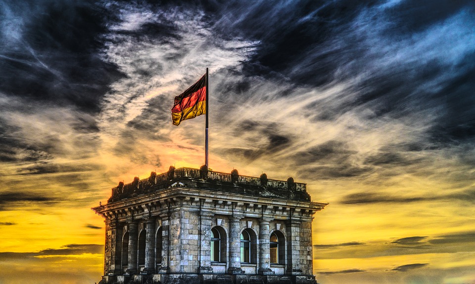 Germany opens borders to online gambling
