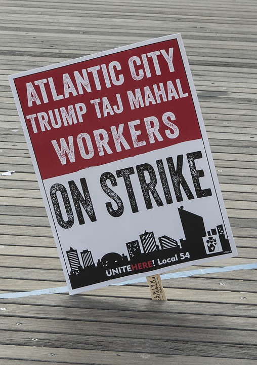 NJ Senate Approves Icahn Casino Punishment Bill