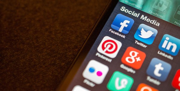Is Social Advertising Replacing Search?